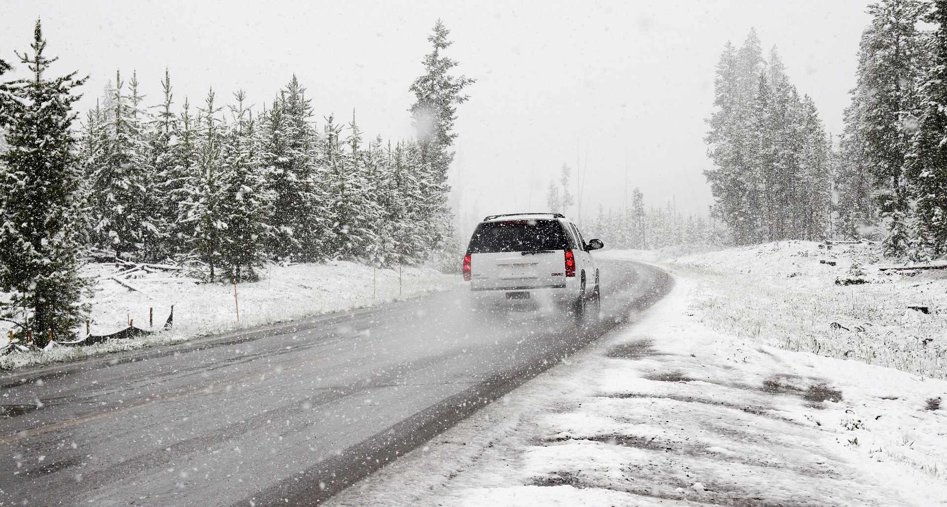 Landvetter Parkering | 10 winter car care and maintenance tips